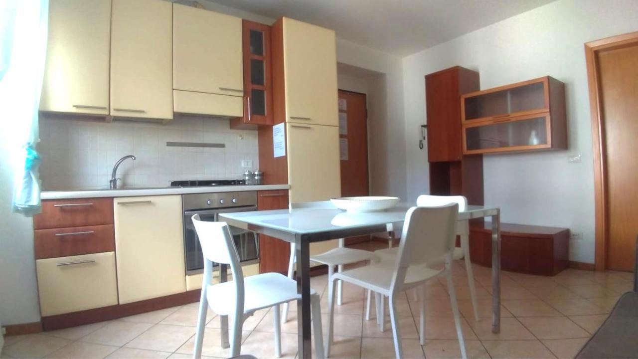 Cleo Camelia Apartment Фалконара Маритима Екстериор снимка
